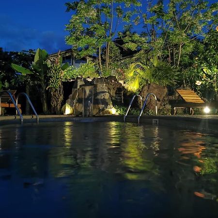 Hotel Ohiro Hanga Roa Buitenkant foto