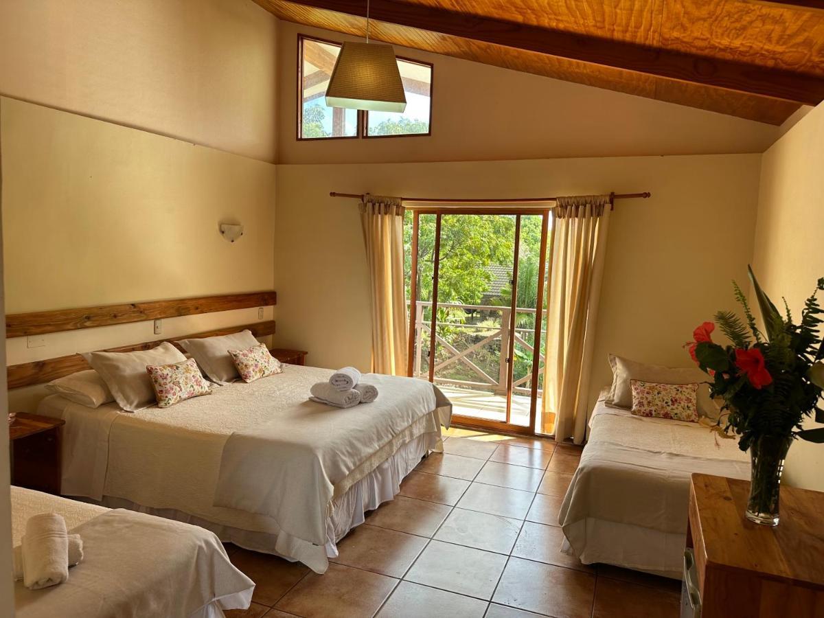 Hotel Ohiro Hanga Roa Buitenkant foto